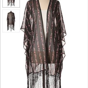 White House Black Market floral Kimono